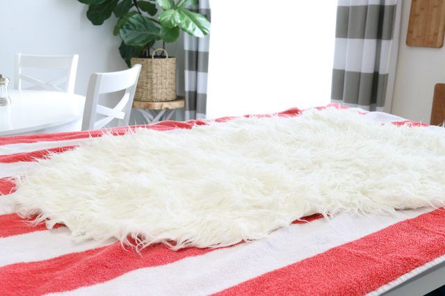 Clean A Sheepskin Rug 6 Simple And, What Is The Best Way To Wash A Sheepskin Rug
