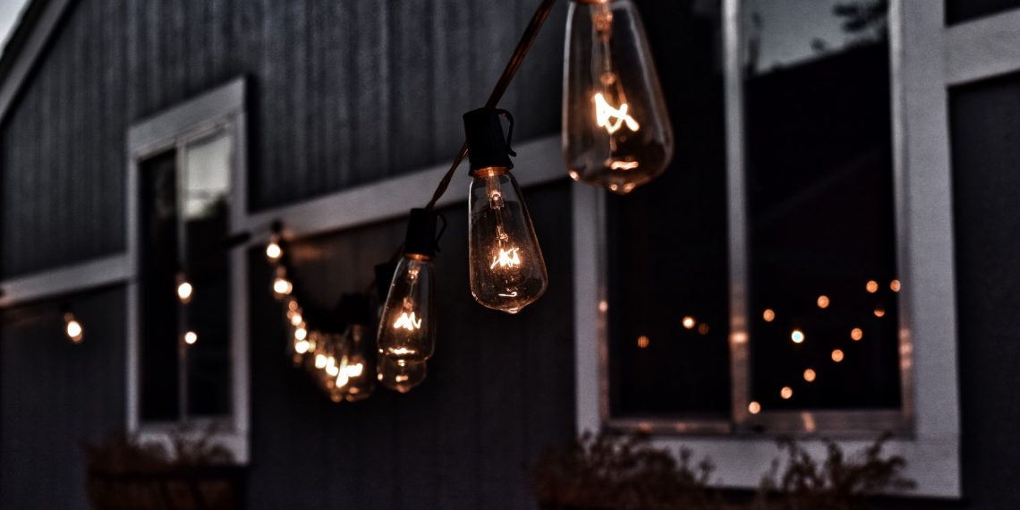 11 Outdoor Lighting Ideas for Every Backyard