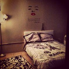 #room #paris #marilyn monroe