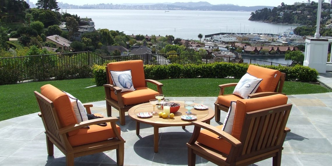 Tips for Choosing the Right Patio Furniture